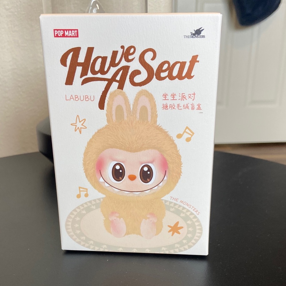 Pop Mart Labubu Have A Seat Figure- QUQU